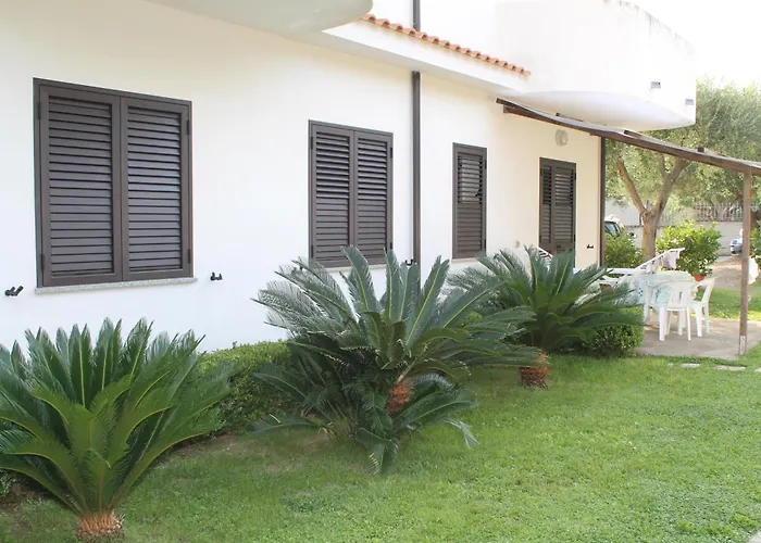 Rosy Lägenhetshotell 4*