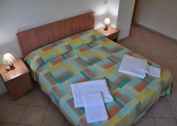 Rosy Lägenhetshotell 4*