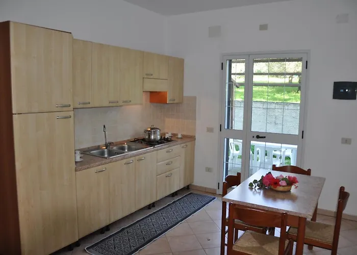 Lägenhetshotell Rosy 4*