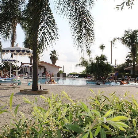 Rosy 4* Capo Vaticano