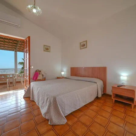 Aparthotel Rosy