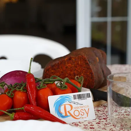 Rosy Aparthotel Capo Vaticano