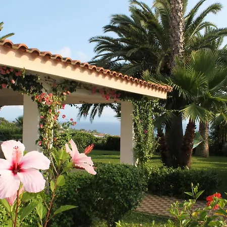 Rosy 4* Capo Vaticano